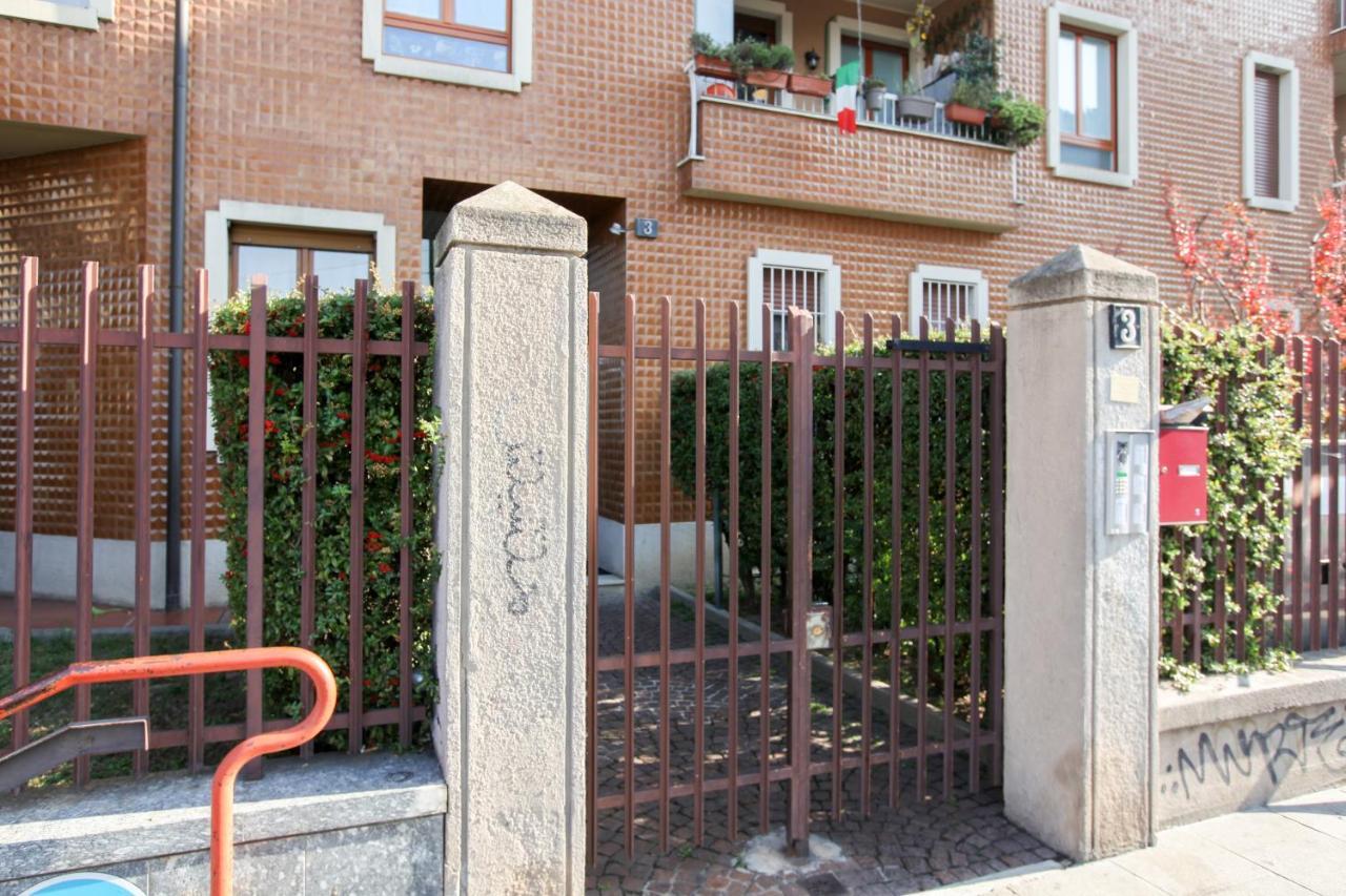 Dada 2Bd App - Nuovo In Centro Zona Navigli Apartment Милано Екстериор снимка